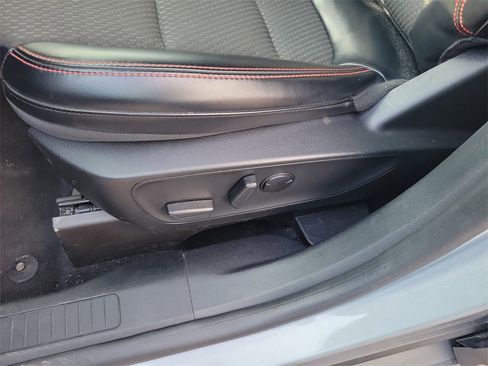 Used 2023 Ford Escape ST-Line image 15