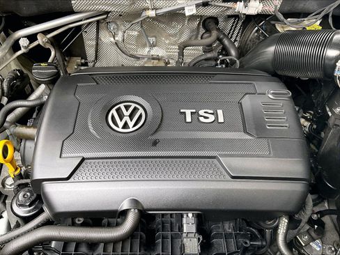 Certified 2022 Volkswagen Atlas SE FWD image 32