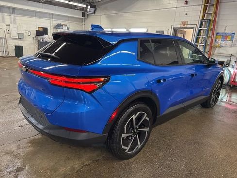 New 2026 Chevrolet Equinox EV LT image 6