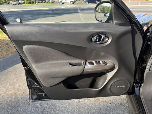 Used 2013 Nissan Juke SL image 23