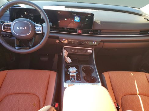 New 2026 Kia Carnival SX image 10