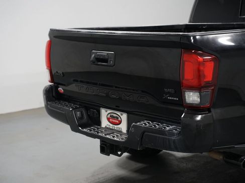 Certified 2023 Toyota Tacoma SR5 AWD/4WD image 9