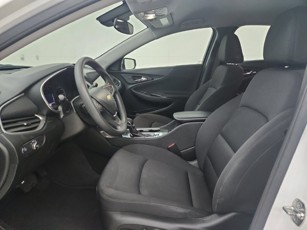 Used 2025 Chevrolet Malibu LT FWD image 20
