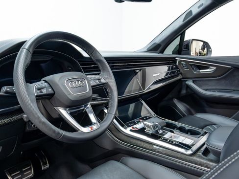 Used 2023 Audi SQ7 Prestige image 8
