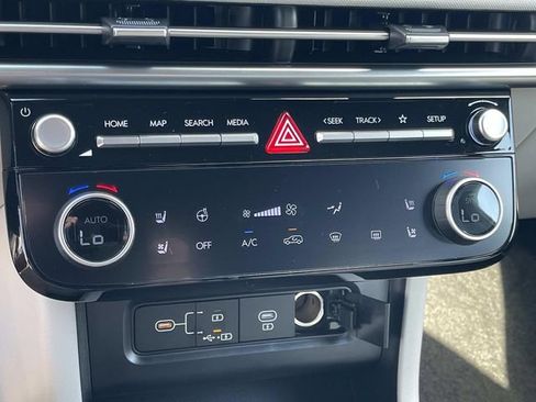 New 2026 Hyundai Tucson Limited AWD/4WD image 30