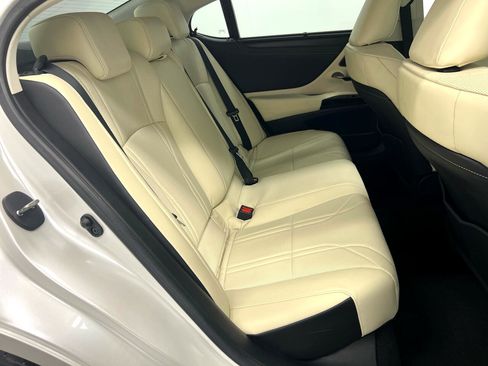 Used 2022 Lexus ES 350 Ultra Luxury image 16