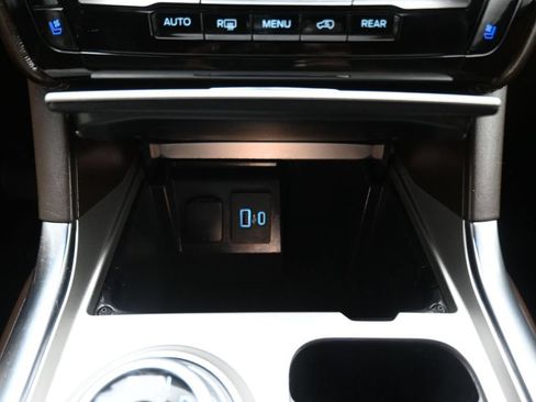 Used 2021 Ford Explorer King Ranch w/ Premium Technology Package AWD/4WD image 25