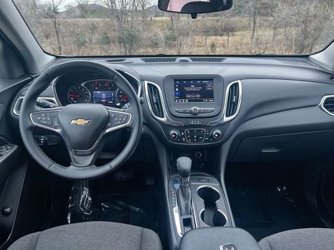 Certified 2024 Chevrolet Equinox LT AWD/4WD image 14