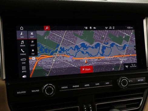 Used 2021 Porsche Macan image 20