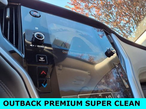 Used 2024 Subaru Outback Premium image 16