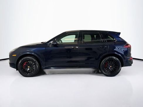 Used 2018 Porsche Cayenne GTS image 2
