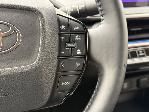 Used 2024 Toyota Prius XLE image 19