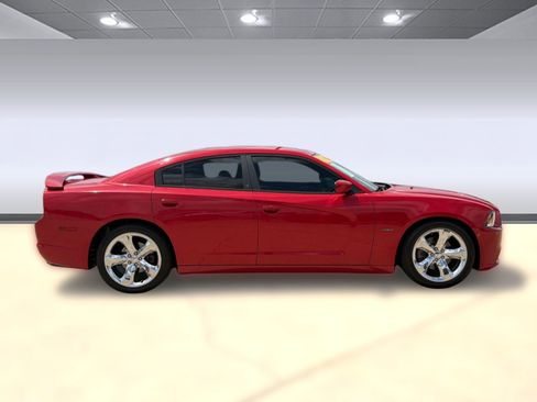 Used 2012 Dodge Charger R/T w/ Wheels & Tunes Group RWD image 8