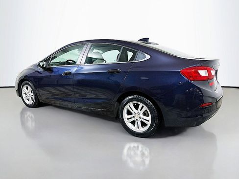 Used 2016 Chevrolet Cruze LT image 5