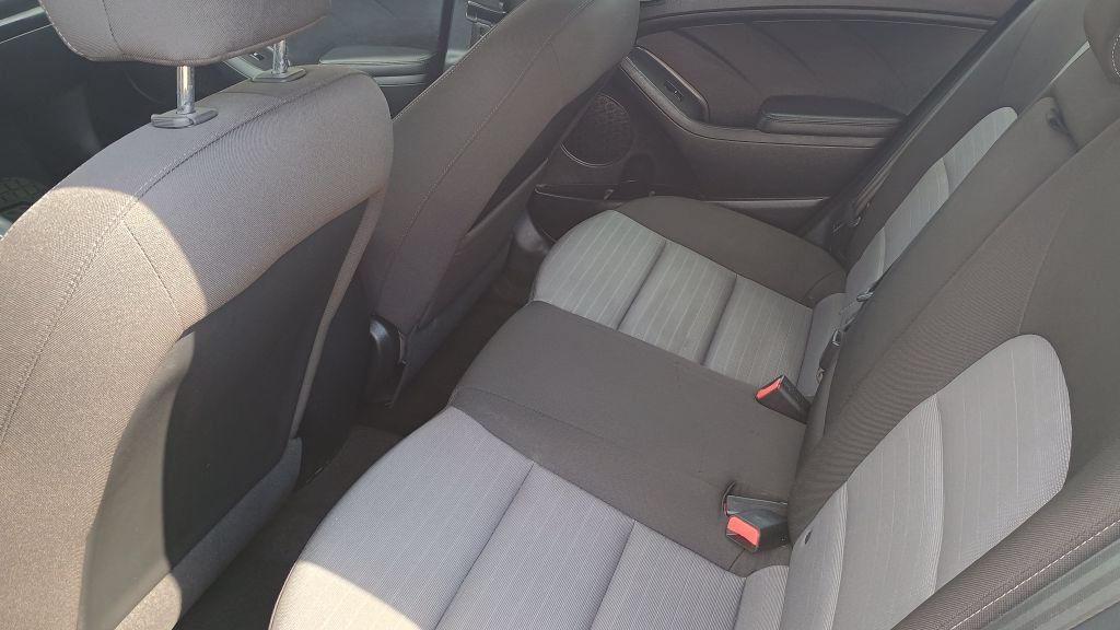 Used 2016 Kia Forte EX FWD image 23