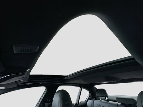 Certified 2023 BMW 540i w/ M Sport Package image 22