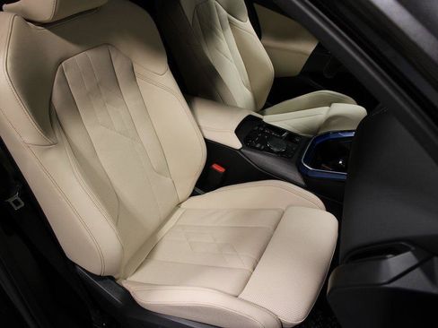 New 2025 BMW X3 xDrive30i w/ M Sport Package image 19