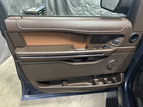 Used 2022 Ford Expedition Max King Ranch AWD/4WD image 17