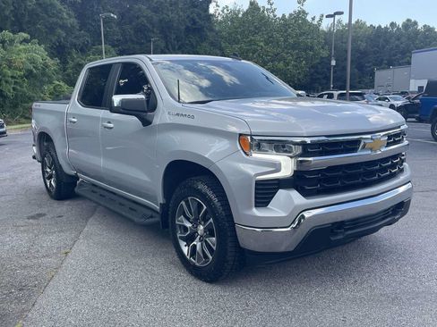 Used 2022 Chevrolet Silverado 1500 LT AWD/4WD image 5