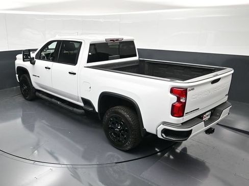 Used 2022 Chevrolet Silverado 2500 LTZ w/ LTZ Plus Package AWD/4WD image 61