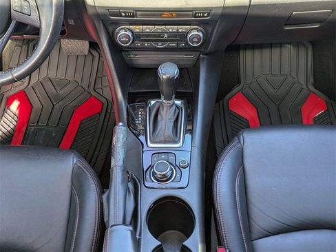 Used 2015 MAZDA MAZDA3 i Grand Touring image 17