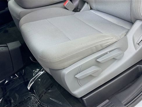 Used 2018 Chevrolet Silverado 1500 Custom image 18