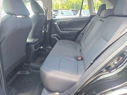 Used 2020 Toyota RAV4 LE w/ All Weather Liner Package AWD/4WD image 29