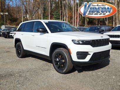 New 2025 Jeep Grand Cherokee Altitude