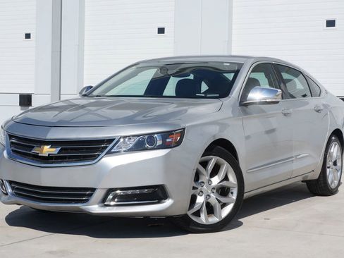 Used 2017 Chevrolet Impala Premier FWD image 6