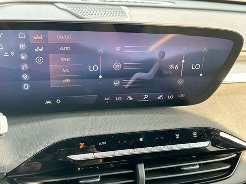 New 2026 Buick Enclave Preferred image 19