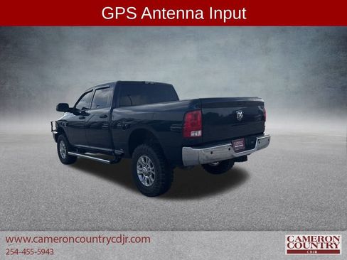 Used 2018 RAM 2500 Tradesman w/ Chrome Appearance Group image 5