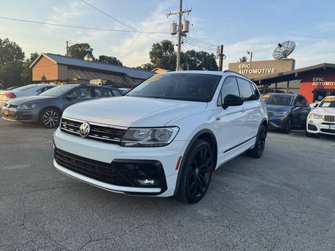 Used 2021 Volkswagen Tiguan SE R-Line FWD image 1