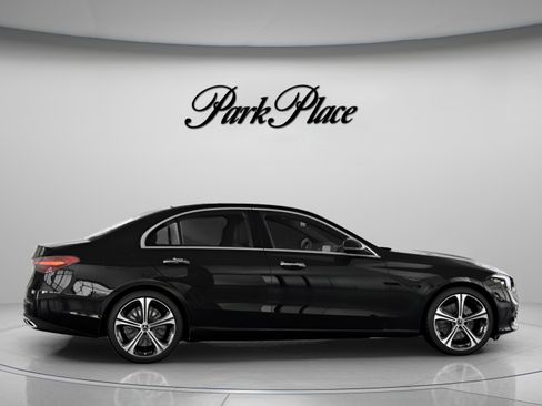 Used 2025 Mercedes-Benz C 300 Sedan image 26