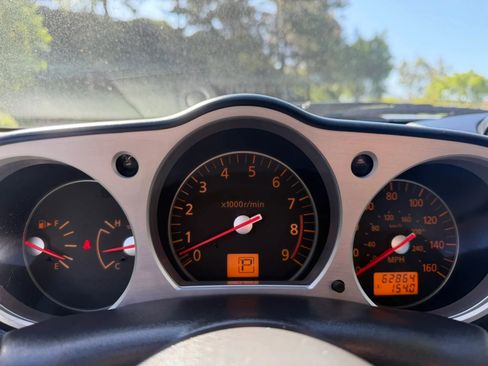 Used 2007 Nissan 350Z Enthusiast w/ Cargo Convenience Pkg RWD image 21