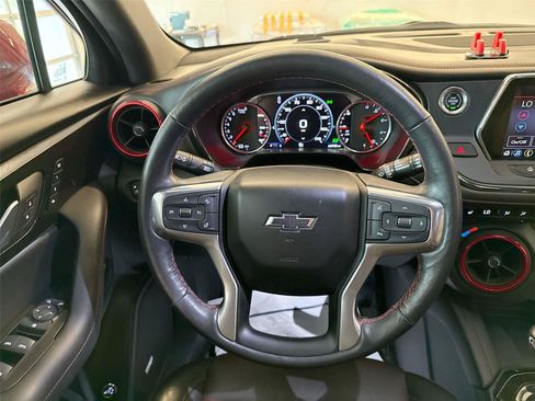 Used 2019 Chevrolet Blazer RS AWD/4WD image 11
