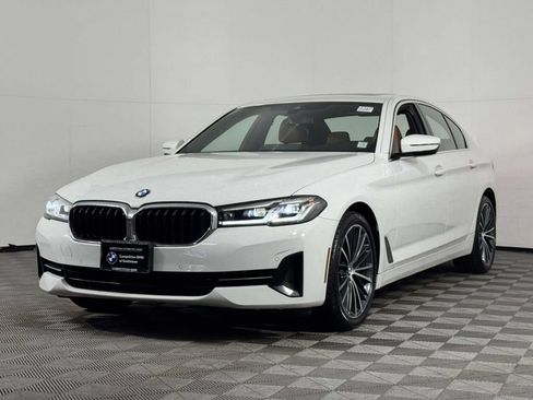 Used 2022 BMW 530i xDrive w/ Convenience Package AWD/4WD image 7