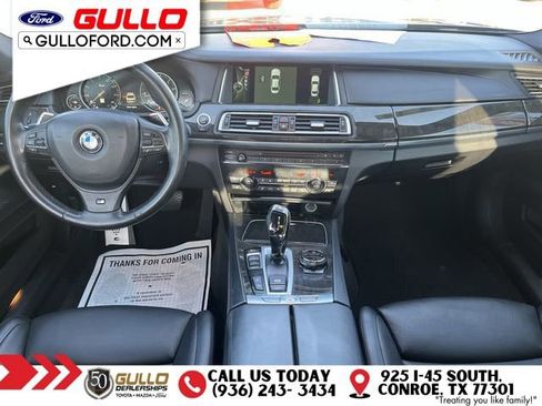 Used 2014 BMW 750i RWD image 11