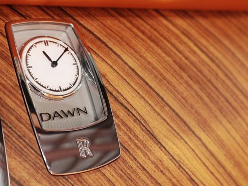 Used 2017 Rolls-Royce Dawn image 51