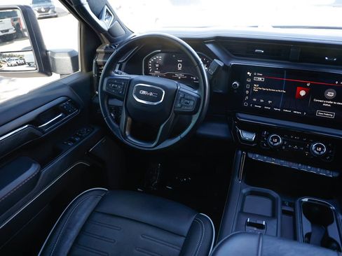 Used 2024 GMC Sierra 2500 AT4X AWD/4WD image 14