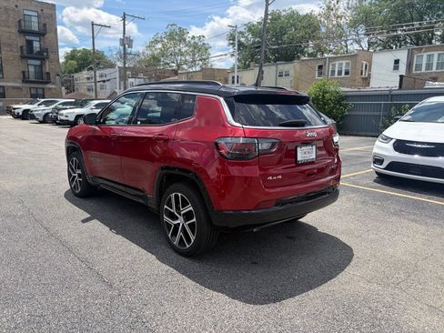 Certified 2024 Jeep Compass Limited w/ Elite Group AWD/4WD image 5