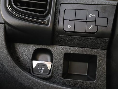 New 2026 RAM ProMaster 3500 w/ Convenience Group image 33