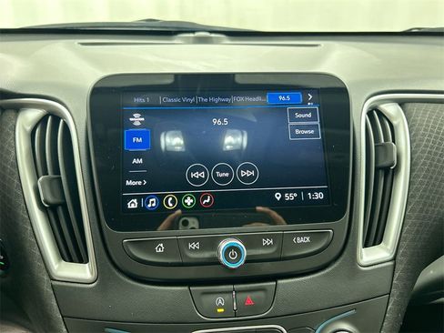 Used 2022 Chevrolet Malibu LT image 14