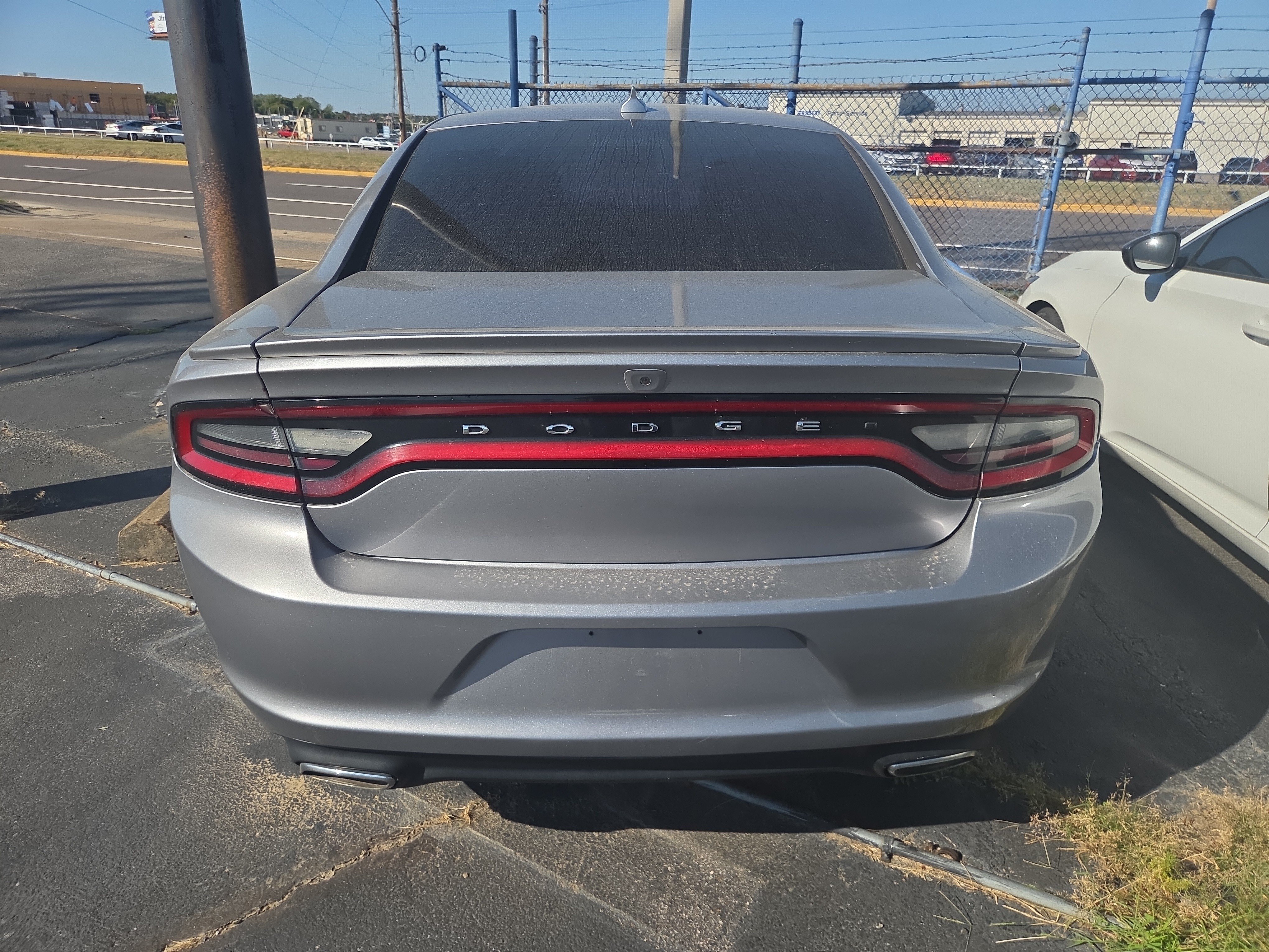 Used 2017 Dodge Charger SXT w/ Rallye Group RWD image 5