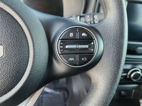 Used 2025 Kia Soul LX w/ LX Technology Package FWD image 20