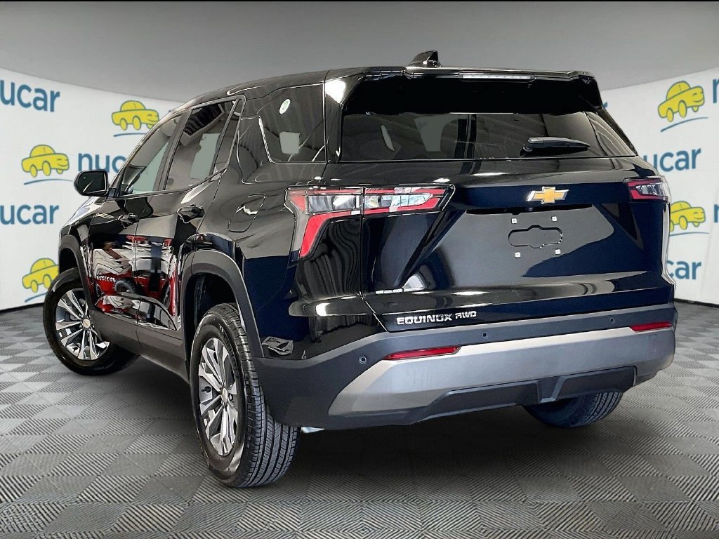 Used 2026 Chevrolet Equinox LT AWD/4WD image 4