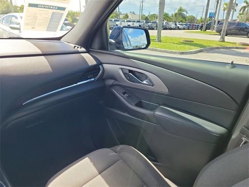 Certified 2023 Chevrolet Traverse LT image 13