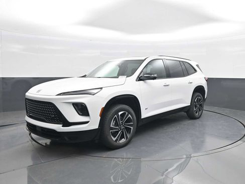 New 2026 Buick Enclave Sport Touring w/ Power Package AWD/4WD image 4