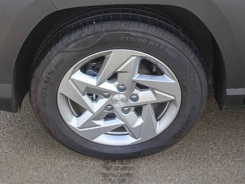 New 2026 Hyundai Kona SE image 11