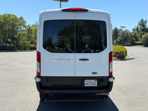 Used 2024 Ford Transit 250 148 Medium Roof RWD image 4