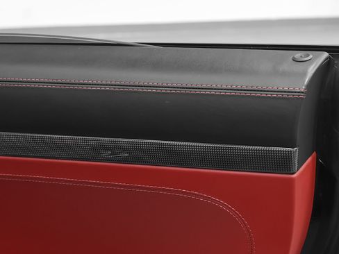 Certified 2017 Porsche 911 Carrera RWD image 30